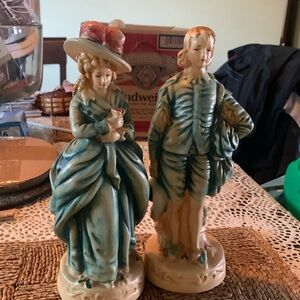 VTG 1940 new art wares Victorian couple 10 inches chalk ware